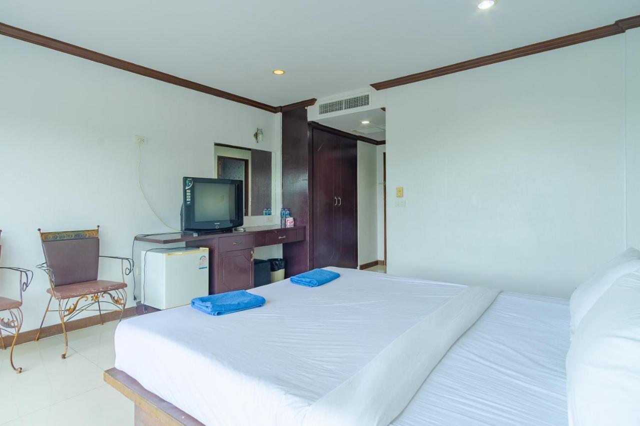Goodday Kathu Apartman Kültér fotó